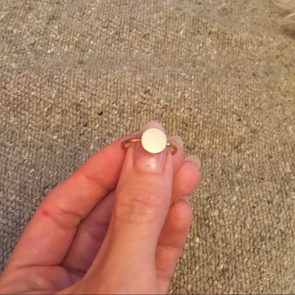 Minimal circle ring - Picture 4 of 6